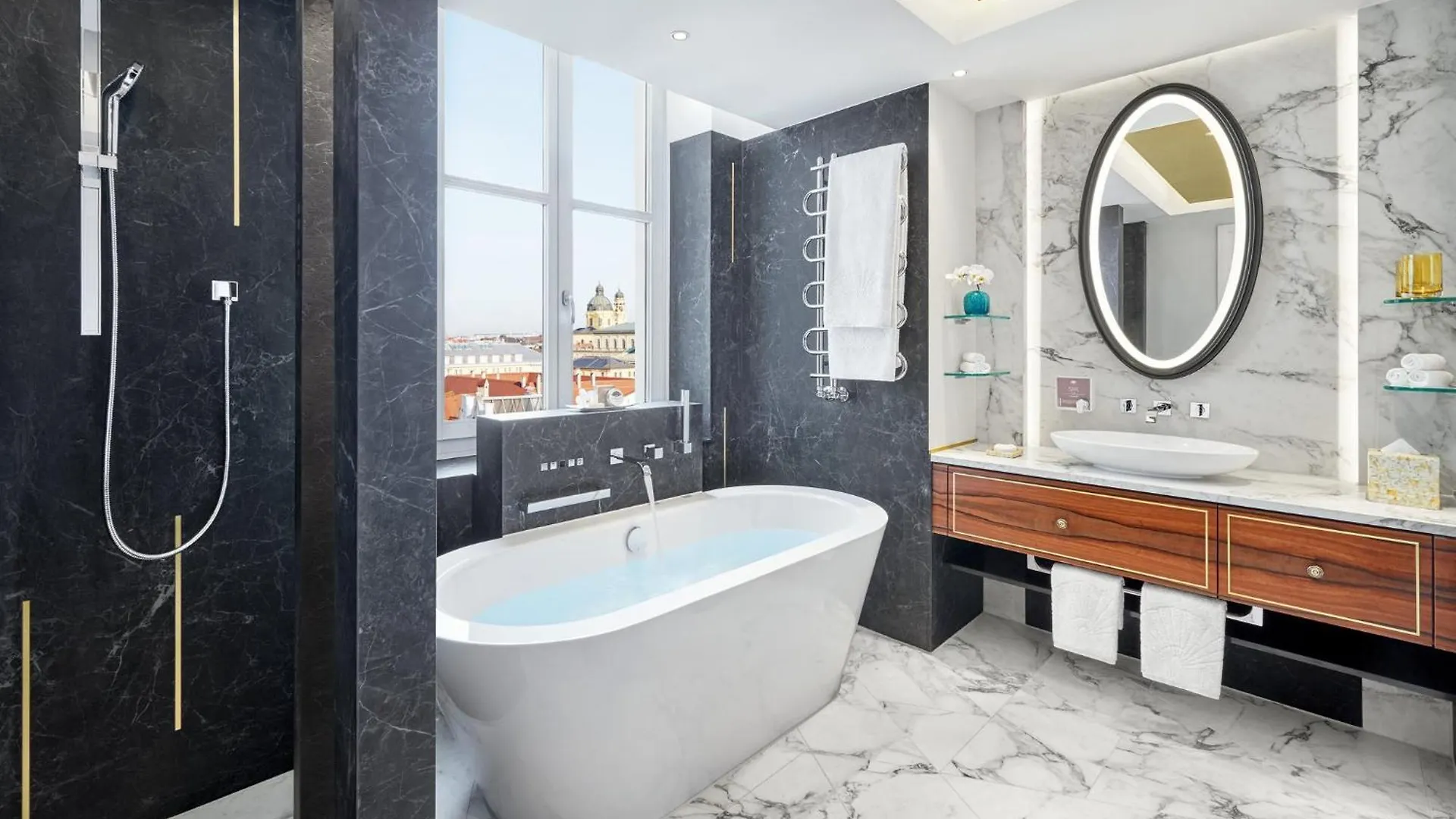 Mandarin Oriental, Munich Otel 5*,  Almanya